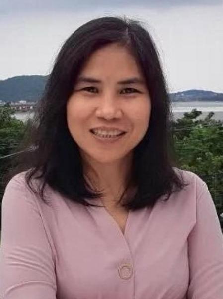 นางชุลี ศรีนวล